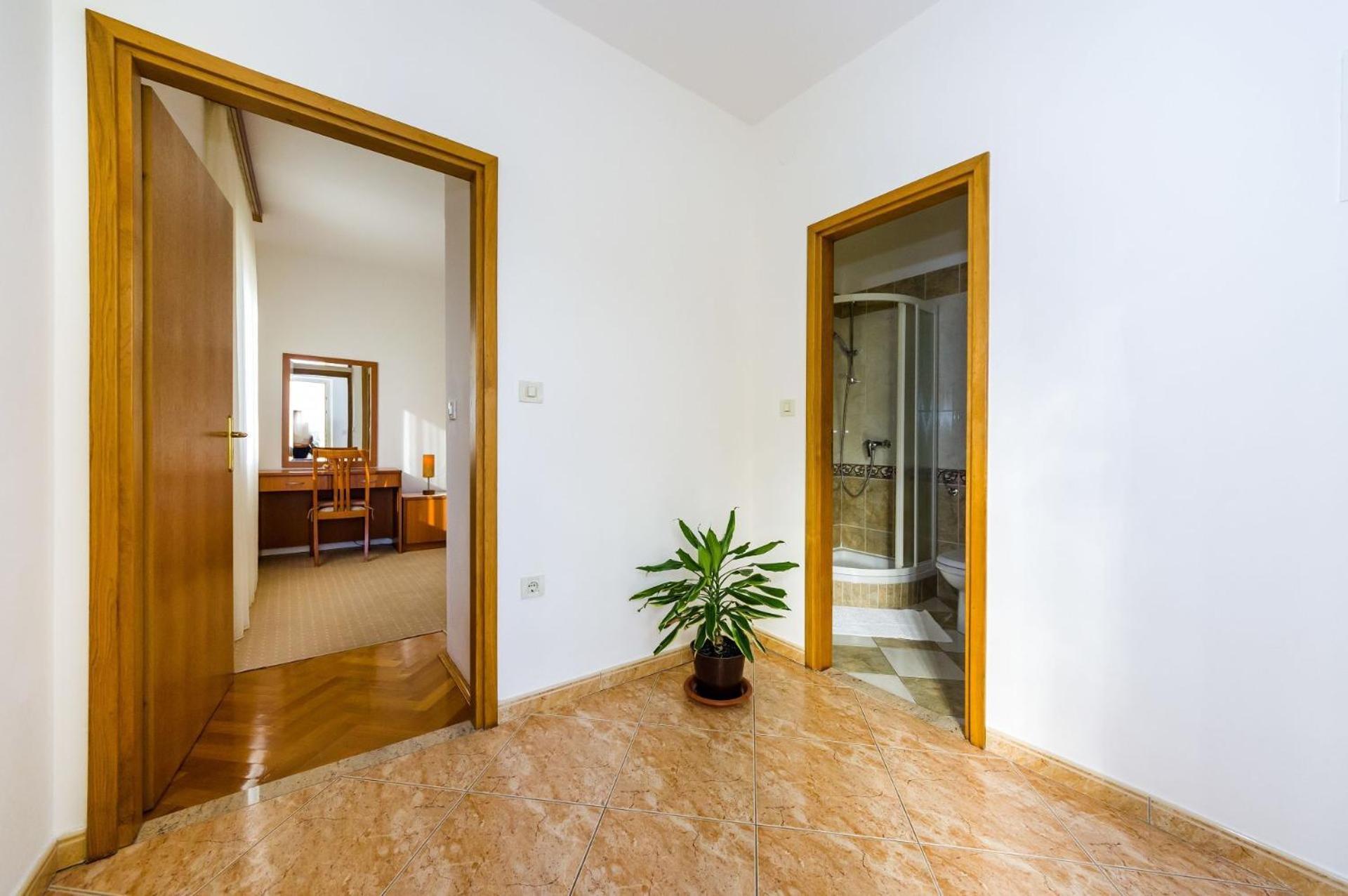 Apartments Petin 扎达尔 外观 照片